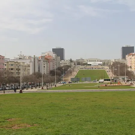 Apartamento Junto A Fonte Luminosa Lisboa