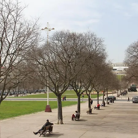 Junto A Fonte Luminosa * Lisboa