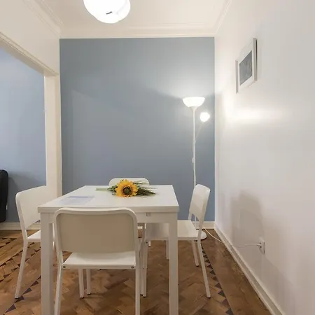Apartamento Junto A Fonte Luminosa *